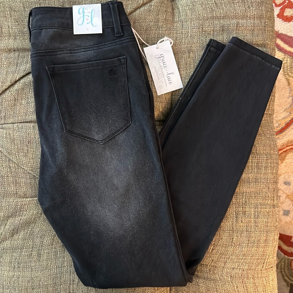 NWT Grace and Lace Jean Jegging Size 8